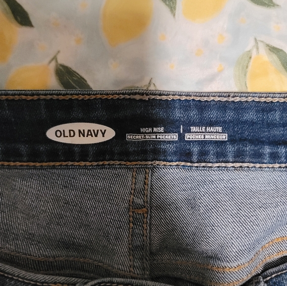 Old Navy Jean Shorts - Picture 3 of 3